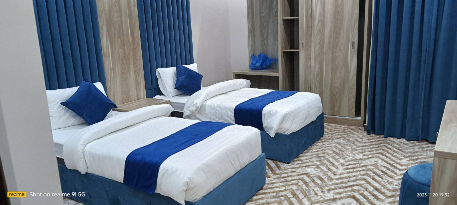 غرفة ثنائية