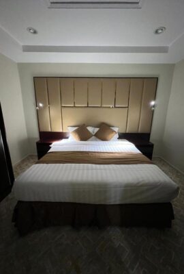 490278870-1 490278870-1